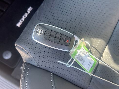 New 2026 Nissan Rogue Platinum w/ Platinum Premium Package image 29