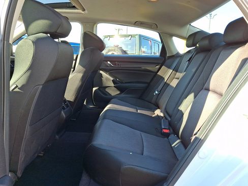 Used 2018 Honda Accord EX image 15