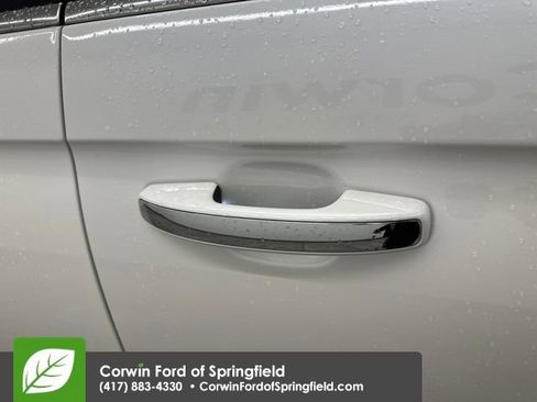 Used 2019 Lincoln Navigator Reserve image 9