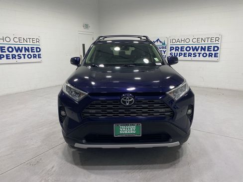 Used 2019 Toyota RAV4 Limited w/ Cold Weather Package AWD/4WD image 3