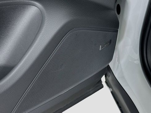 New 2026 Porsche Cayenne S image 21