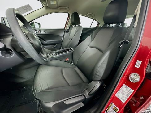 Used 2018 MAZDA MAZDA3 Sport FWD image 20