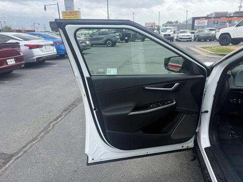 Used 2024 Kia EV6 Wind w/ Wind Technology Package AWD/4WD image 20