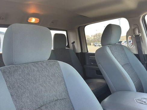 Used 2018 RAM 3500 Big Horn image 81