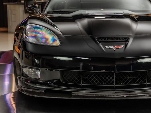 Used 2009 Chevrolet Corvette ZR1 w/ Preferred Equipment Group RWD image 20