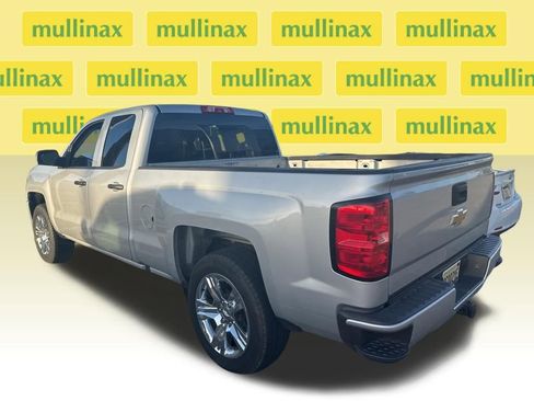 Used 2018 Chevrolet Silverado 1500 Custom w/ Texas Edition RWD image 8
