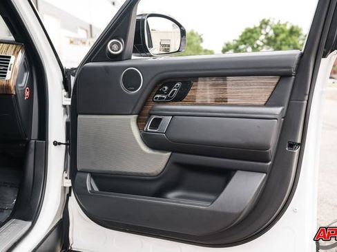 Used 2018 Land Rover Range Rover HSE image 64