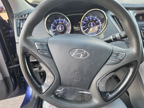 Used 2012 Hyundai Sonata GLS FWD image 14