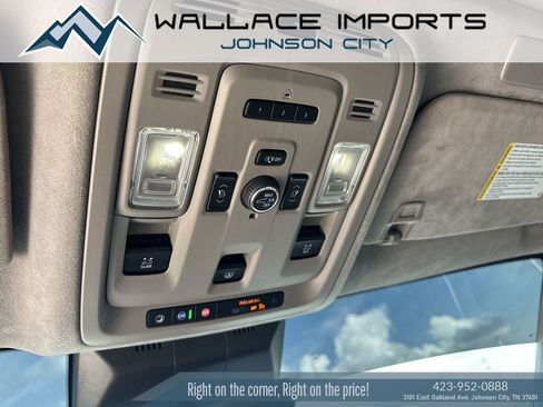 Used 2021 Cadillac Escalade Sport Platinum w/ Heavy-Duty Trailer Package AWD/4WD image 16