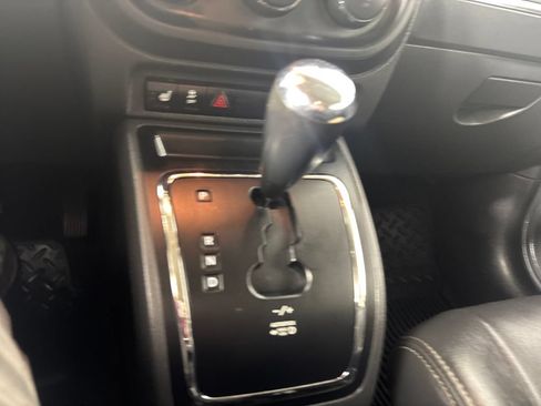 Used 2017 Jeep Patriot Sport AWD/4WD image 20