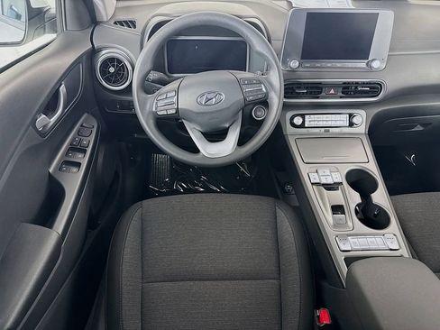 Used 2023 Hyundai Kona SE w/ Cargo Package FWD image 28