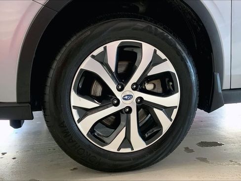 Used 2022 Subaru Outback Limited XT w/ Popular Package #2 image 8