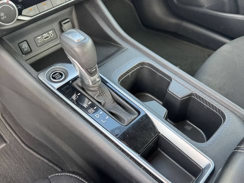 Used 2024 Nissan Sentra SV FWD image 21