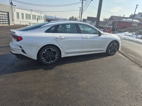Used 2023 Kia K5 GT-Line image 8
