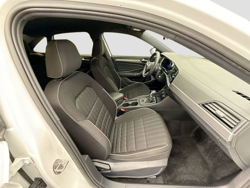 Used 2024 Volkswagen Jetta Sport image 18