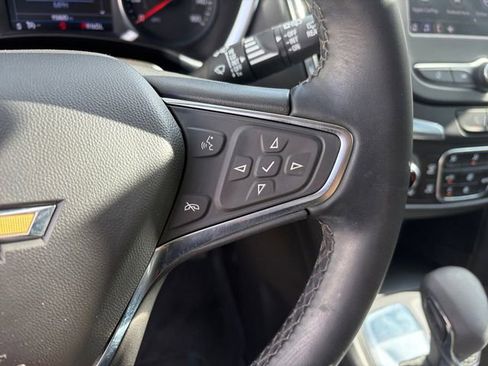 Used 2024 Chevrolet Equinox LT w/ LPO, Floor Liner Package FWD image 8