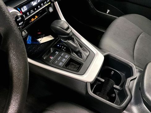 Certified 2025 Toyota RAV4 XLE AWD/4WD image 19