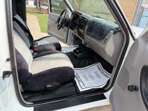 Used 2000 Ford Ranger XL image 33