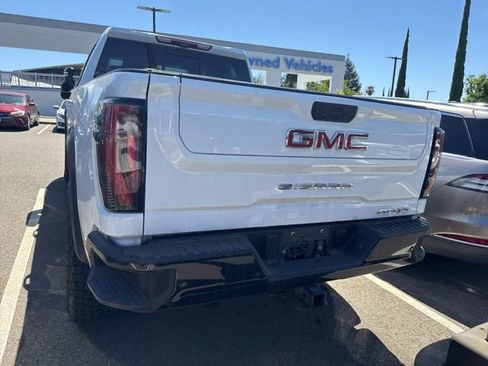 Used 2024 GMC Sierra 2500 AT4X AWD/4WD image 3