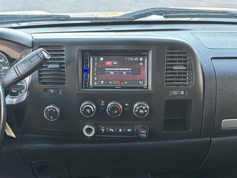 Used 2011 Chevrolet Silverado 3500 LT w/ Suspension Package, Off-Road image 17