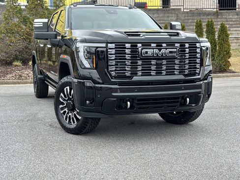 New 2026 GMC Sierra 2500 Denali Ultimate image 2