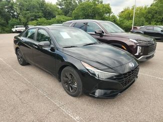 Used 2023 Hyundai Elantra SEL FWD video 1