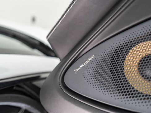 Used 2019 McLaren 570S Coupe RWD image 44