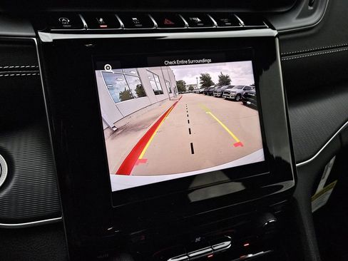New 2026 Jeep Grand Cherokee Laredo AWD/4WD image 18