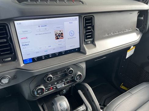 New 2025 Ford Bronco Badlands w/ Sasquatch Package image 14