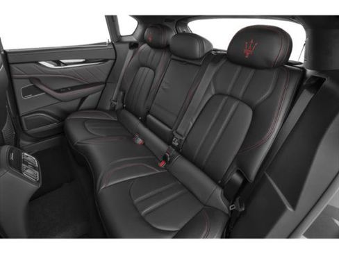 Used 2024 Maserati Levante GT Ultima AWD/4WD image 13