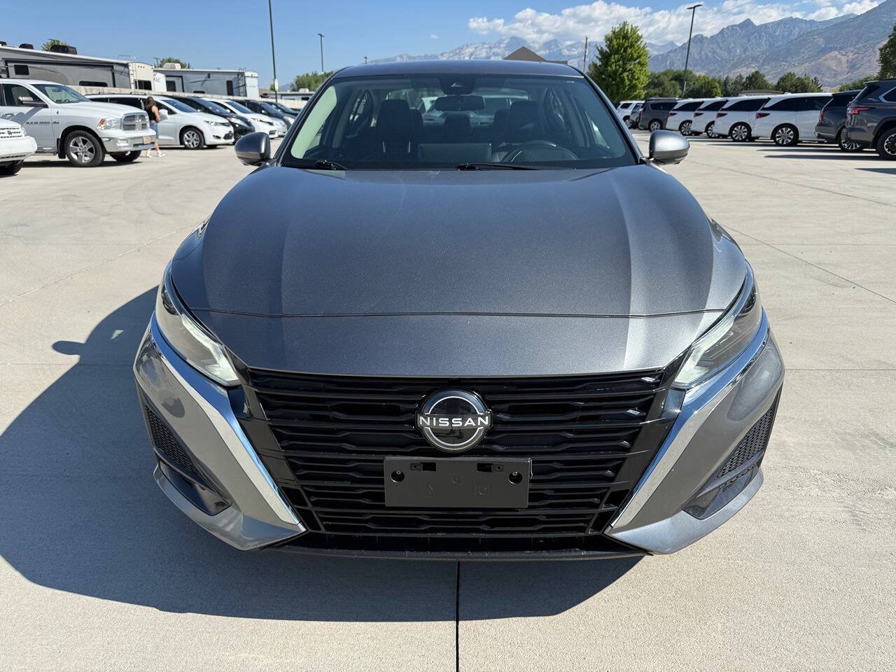 Used 2024 Nissan Altima 2.5 SL AWD/4WD image 8
