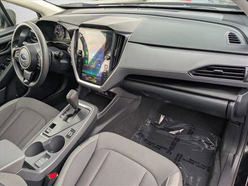Used 2025 Subaru Crosstrek 2.0i Premium image 17