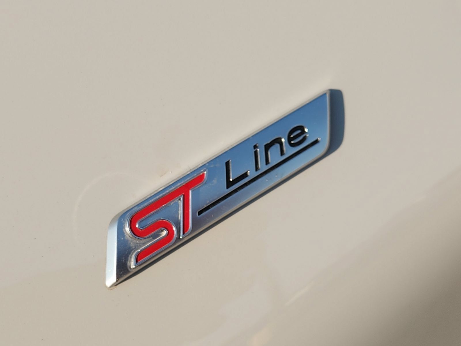 New 2027 Ford Explorer ST-Line w/ Premium Package RWD image 12