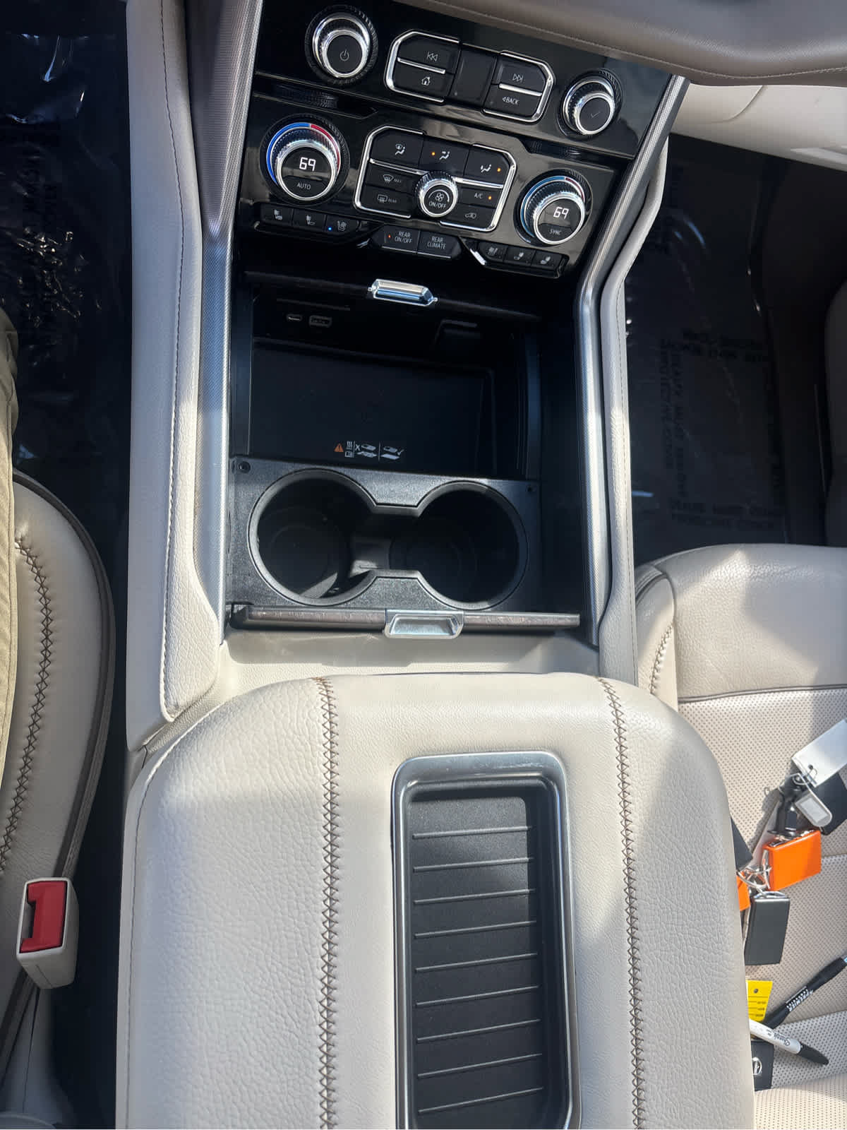 Used 2023 GMC Yukon Denali AWD/4WD image 61