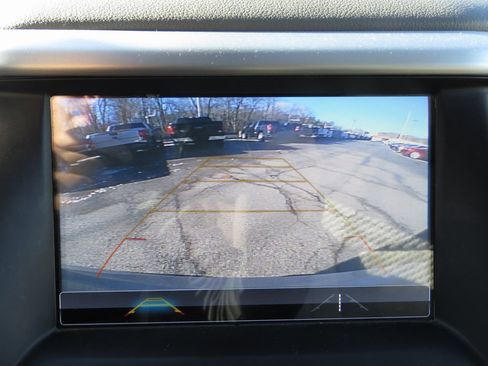 Used 2019 GMC Acadia SLE image 27