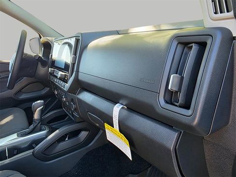 New 2026 Nissan Frontier S image 13