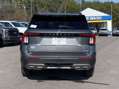 New 2026 Ford Explorer Active w/ Active Comfort Package
