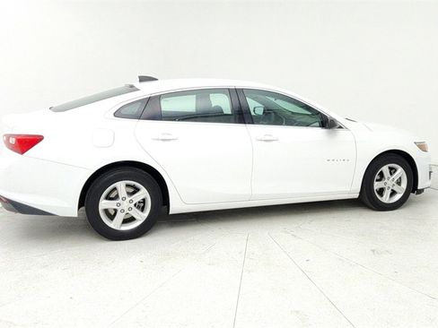 Certified 2019 Chevrolet Malibu LS image 9