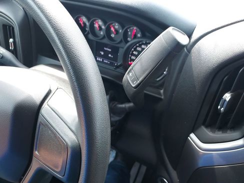 Used 2024 Chevrolet Silverado 1500 Custom image 25