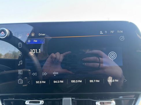 Used 2025 Chevrolet Equinox LT w/ Convenience Package II AWD/4WD image 29