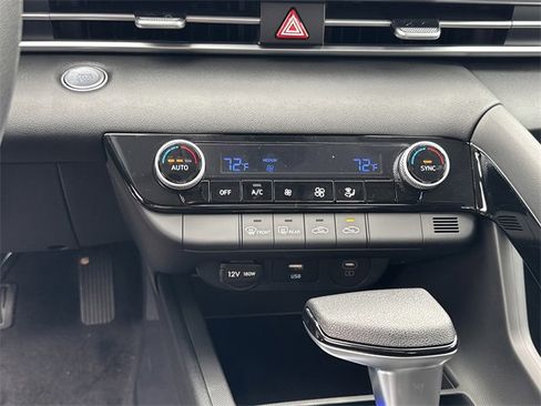 New 2026 Hyundai Elantra Blue image 30