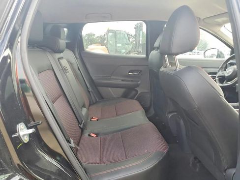 Used 2026 Nissan Kicks SR FWD image 11