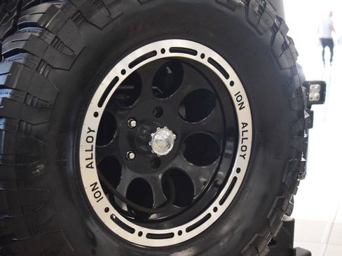 Used 2014 Jeep Wrangler Unlimited Sport w/ Quick Order Package 24S AWD/4WD image 63