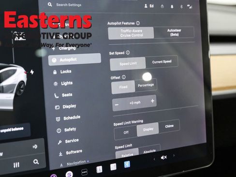 Used 2019 Tesla Model 3 Standard Range image 17