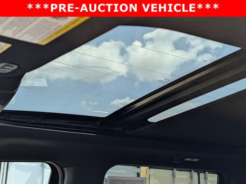 Used 2016 Ford F150 Platinum w/ Trailer Tow Package image 23