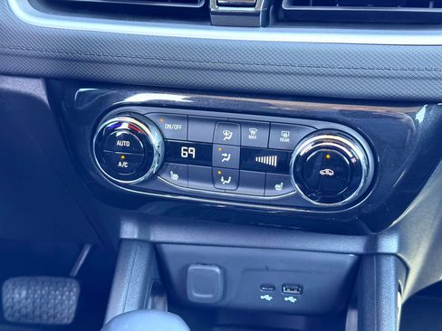 Used 2026 Chevrolet TrailBlazer LT w/ Convenience Package image 27