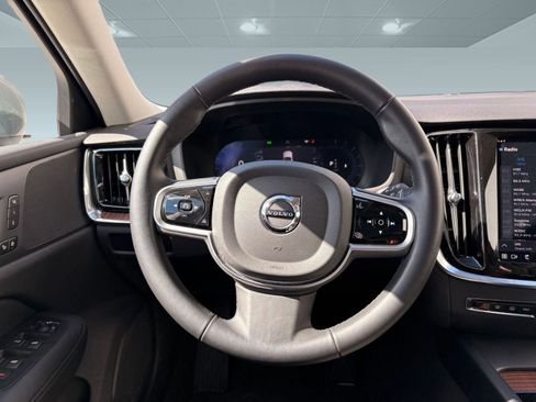 Certified 2025 Volvo V60 B5 Cross Country Plus image 17