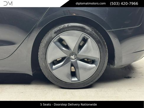 Used 2018 Tesla Model 3 Long Range image 37