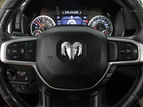 Used 2019 RAM 1500 Laramie AWD/4WD image 13