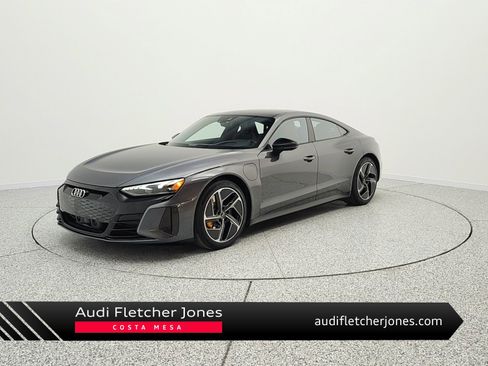 Used 2022 Audi RS e-tron GT image 1
